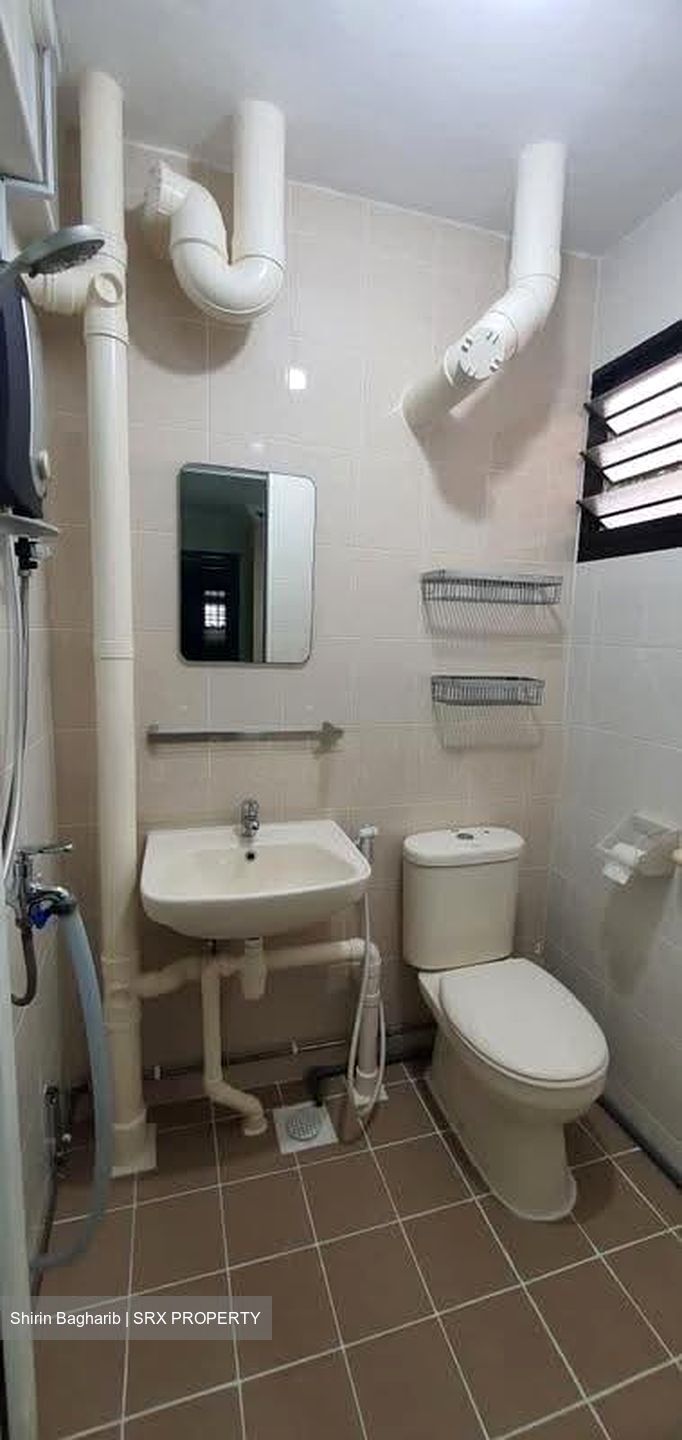 Blk 402 Rainbow Ville (Bedok), HDB 3 Rooms #629760891